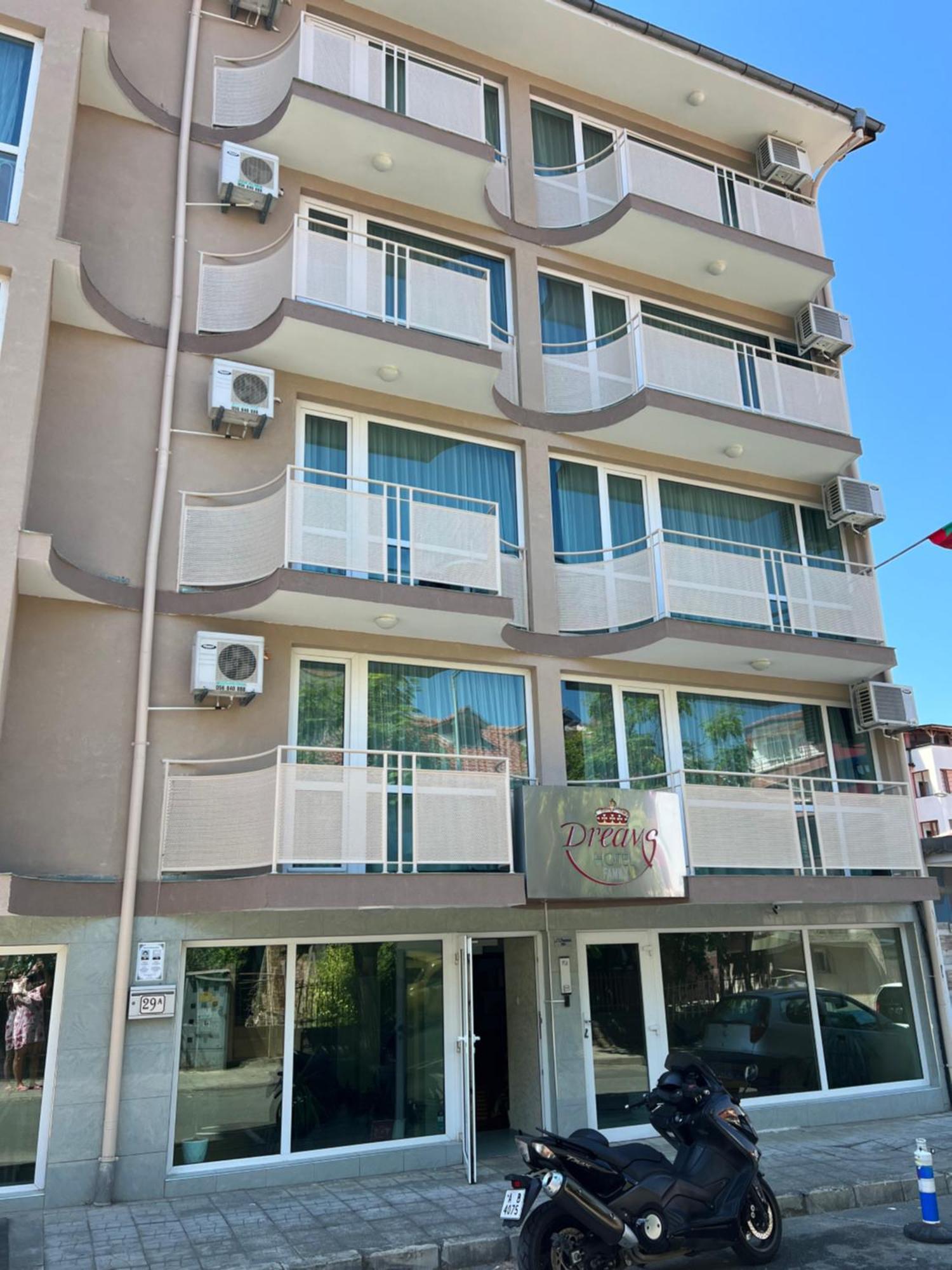 Dreams Family Hotel Nesebar Exterior photo